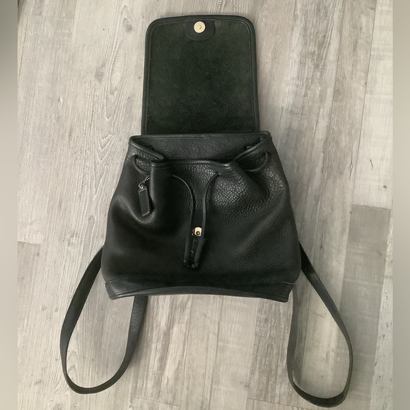 COACH VINTAGE LEATHER PEBBLE DRAWSTRING BACKPACK - Picture 6 of 16